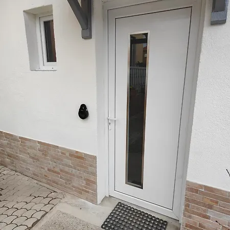 Le Petit Cebazaire - *